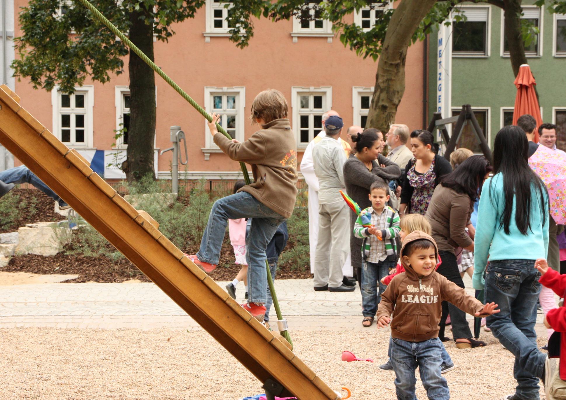 AGATHA--KINDERGARTEN--ST