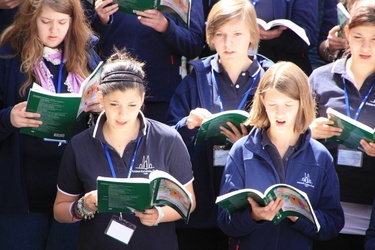 11-07-15 PueriCantores in AB 41-003.jpg