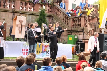 11-07-15 PueriCantores in AB 09-003.jpg