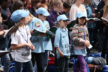 11-07-15 PueriCantores in AB 19-003.jpg