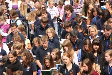 11-07-15 PueriCantores in AB 23-003.jpg